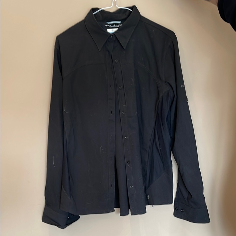 Columbia Black Button-Up Shirt